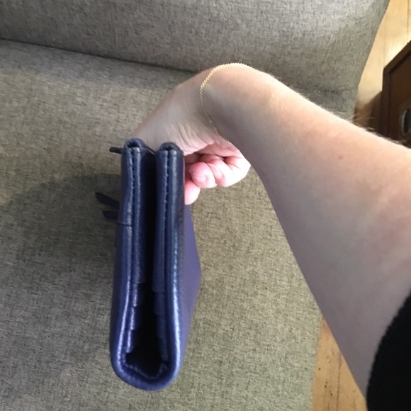 Kate Spade leather zip wallet - Picture 4 of 5